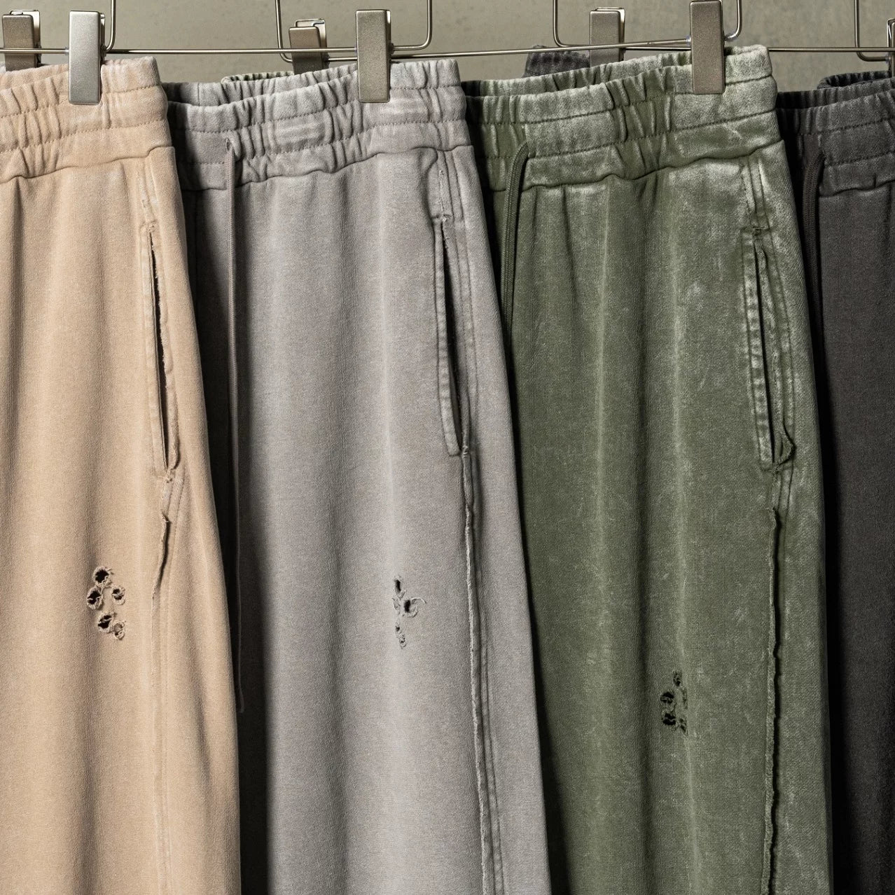KANYE stretchable distressed loose jogger pants