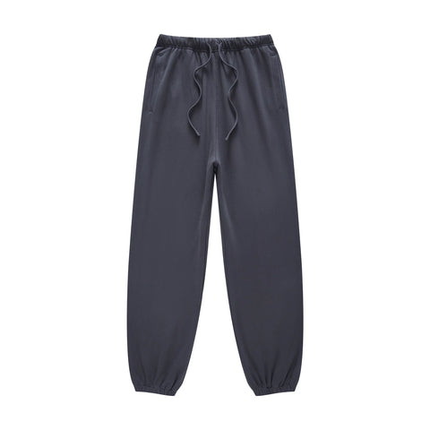 Kanye's streetwear hip and casual long pants